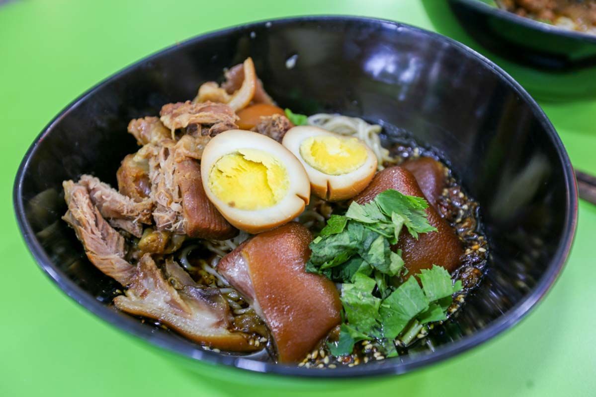lin's braised - trotters