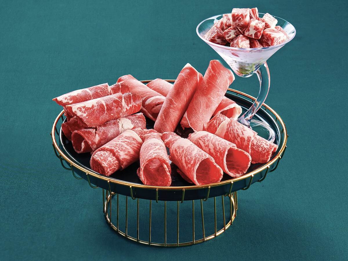 ParaPara Hotpot - Assorted meat platter
