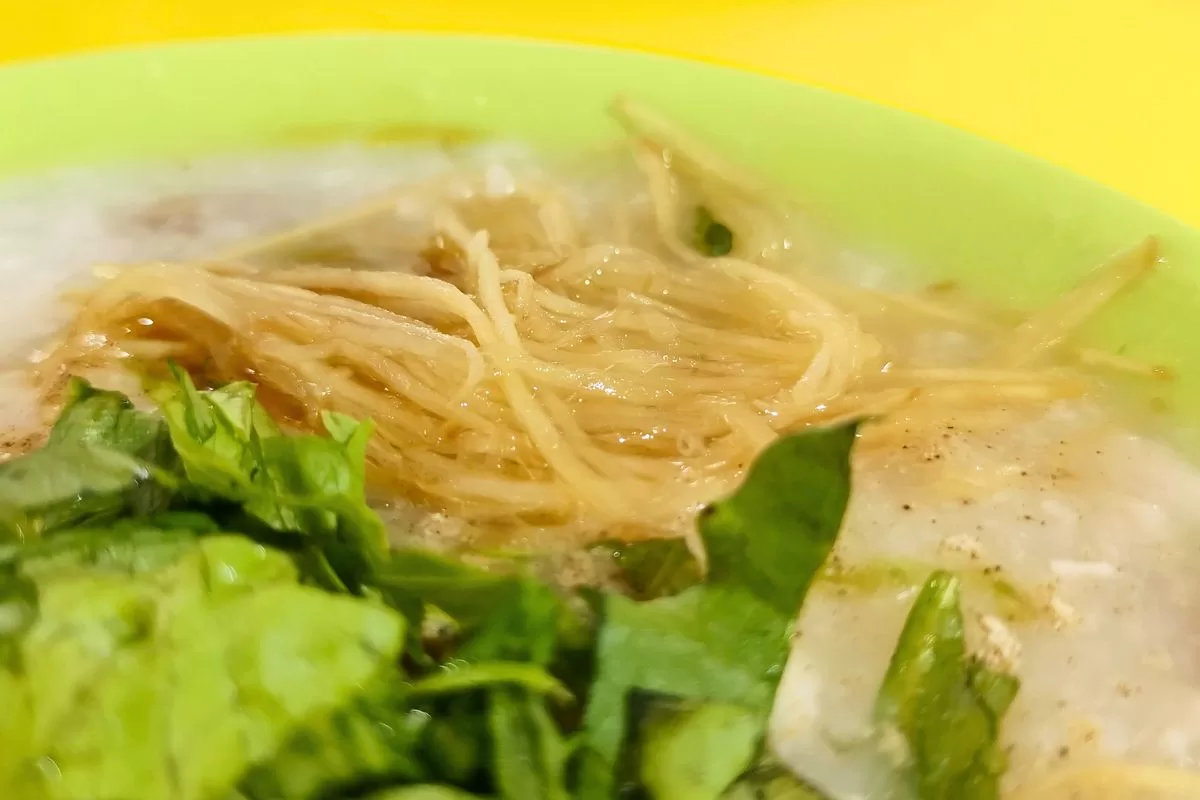 Soh Kee Cooked Food - ginger, lettuce garnish Soh Kee Cooked Food - ginger, lettuce garnish