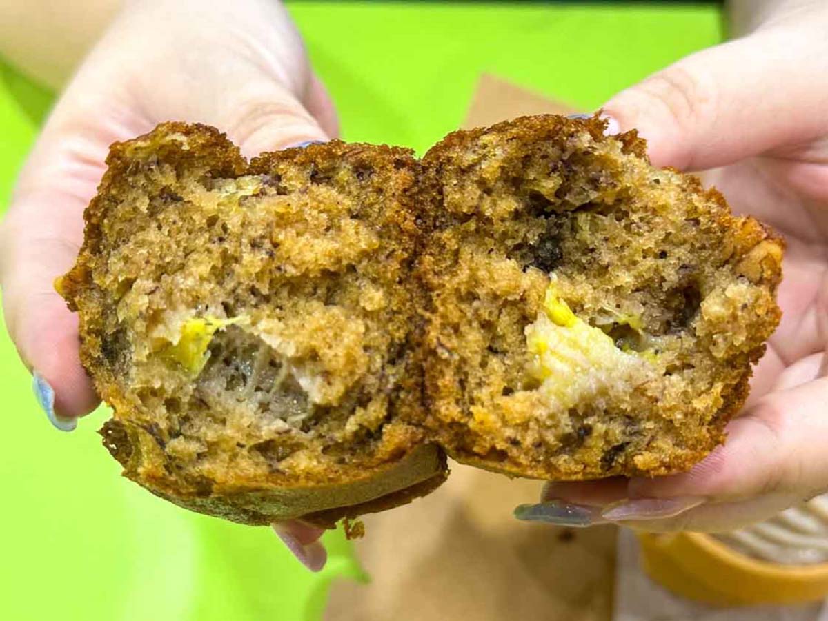 lian hup heng - walnut cake