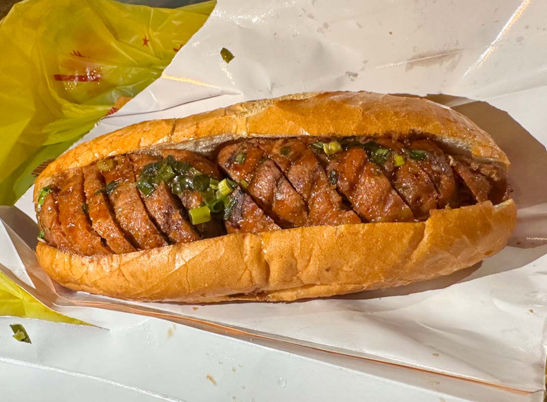 miss saigon - banh mi egg meat
