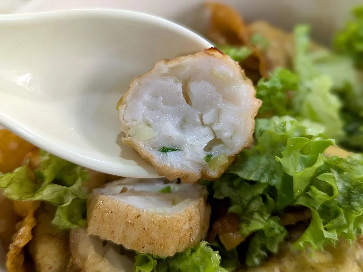 fishcake Tom's Cityzoom Mee Pok Tar - fishcake