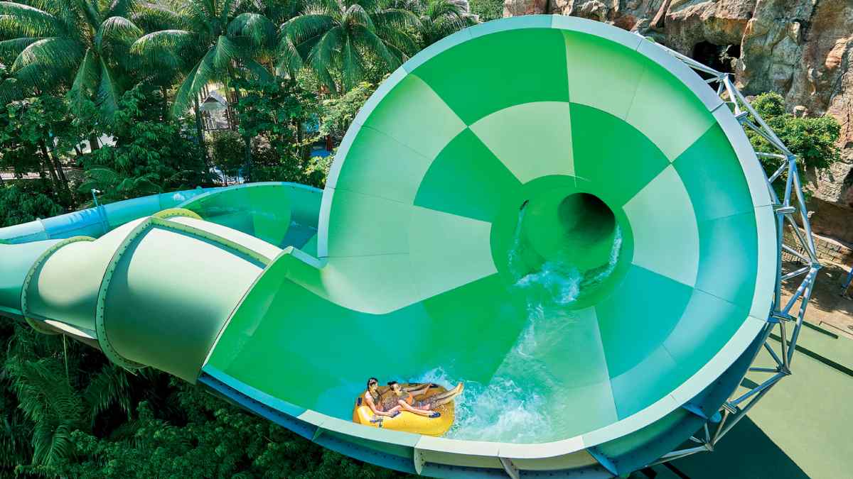 theme park - adventure cove waterpark