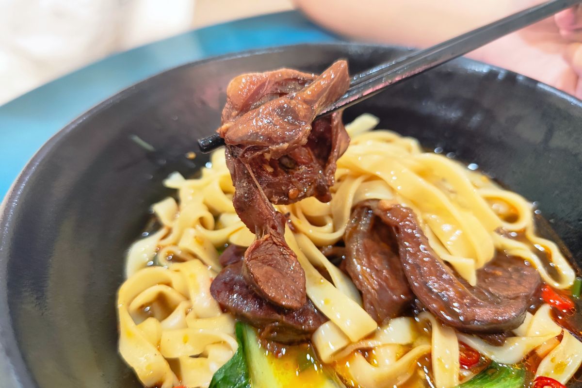 HOJA Taiwanese Cuisine - Braised Beef