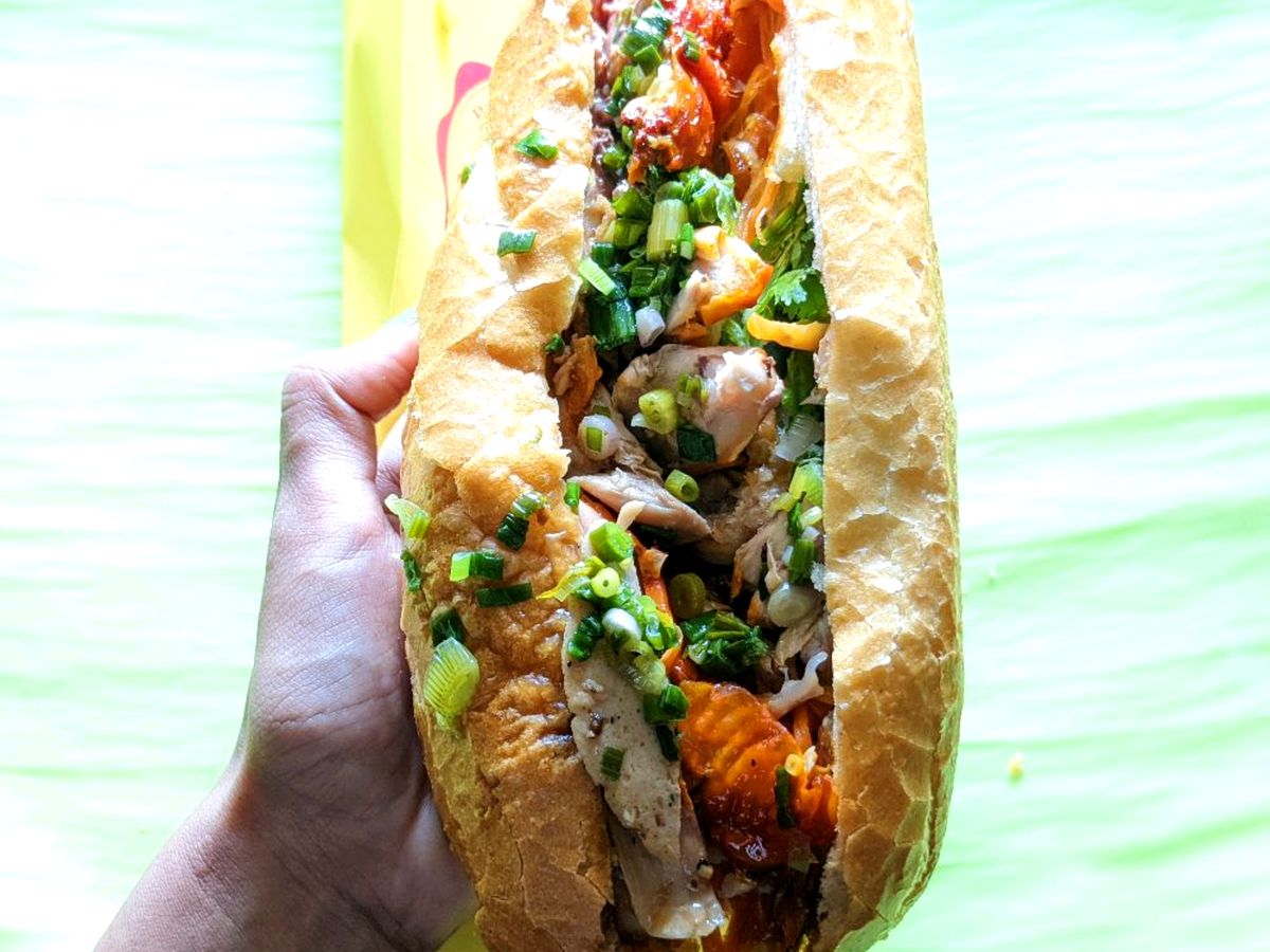 Banh Mi Saigon - Banh Mi main