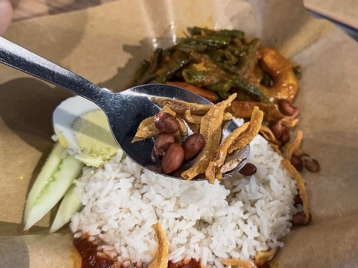 Kam’s Nasi Lemak - Ikan bilis & peanuts