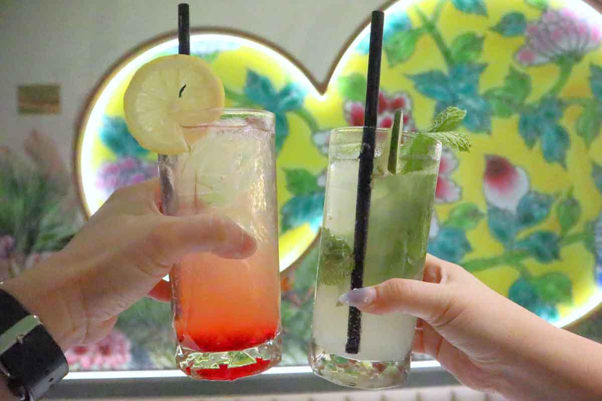 parkway parade - cocktail