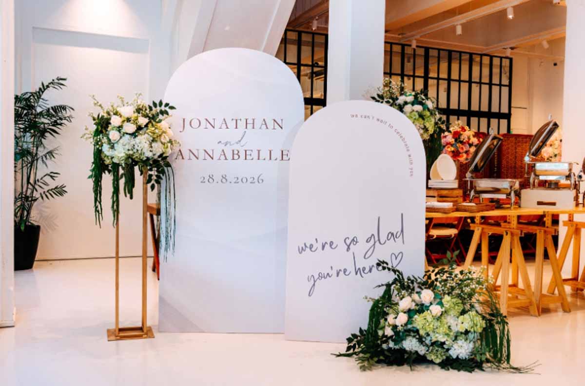 wedding caterers - welcome signage