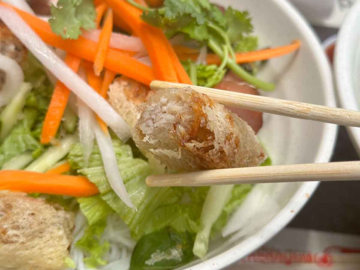 baguette huong viet - grilled pork with spring rolls & rice vermicelli 4