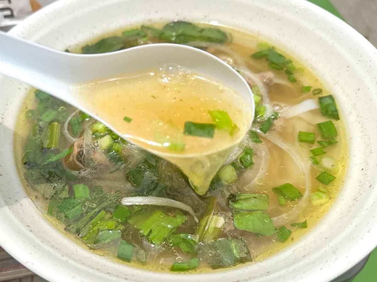baguette huong viet - beef noodle pho2