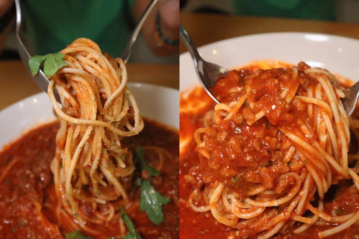 6 letter brunch - Beef bolognese closeup
