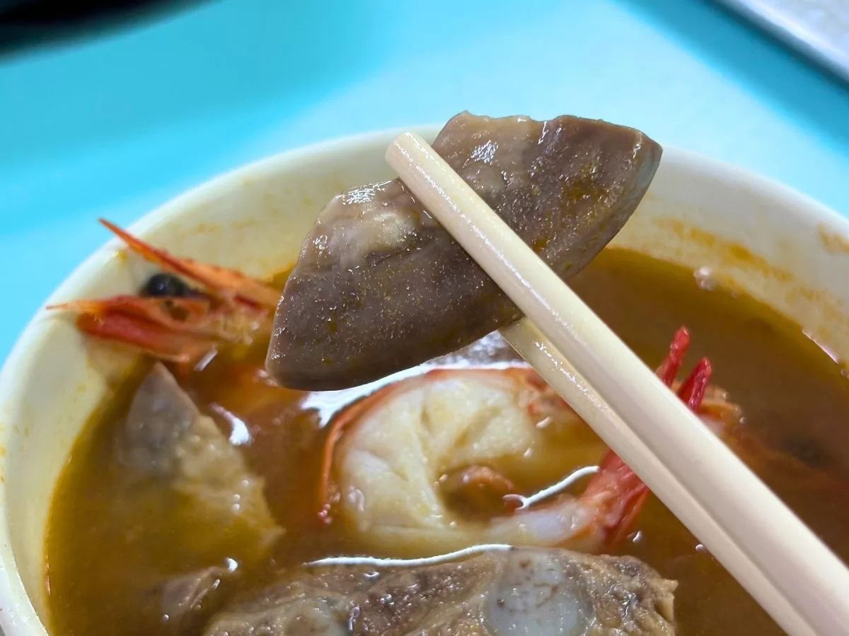 hong lim prawn noodles - pig intestine