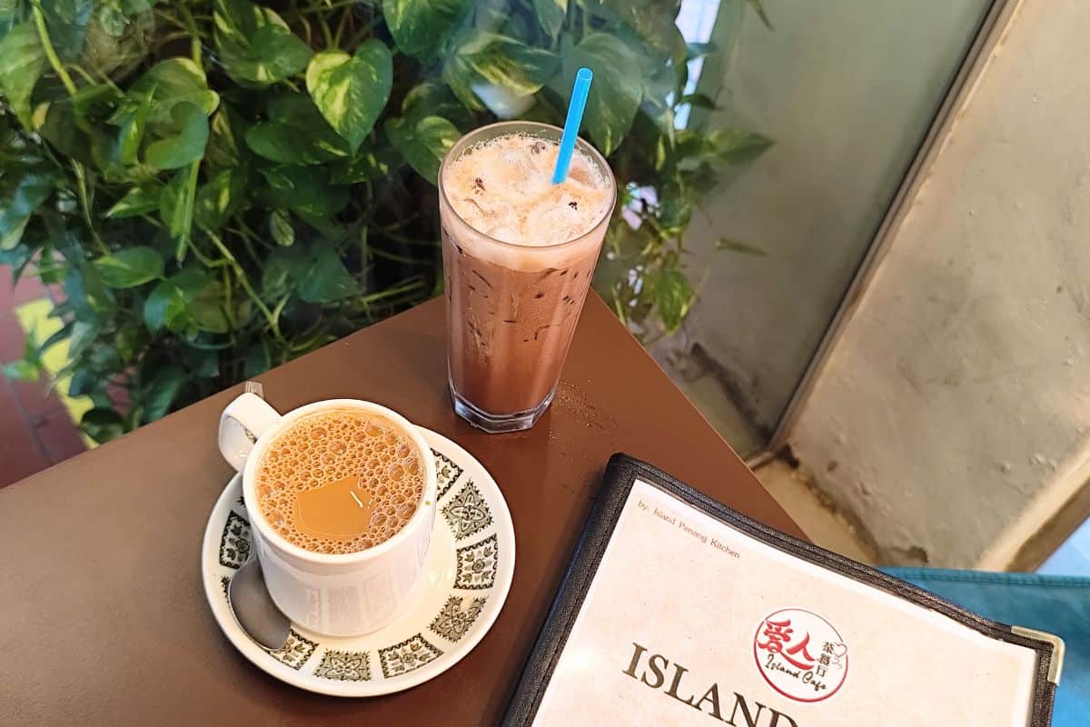 Island Cafe - Yuan Yang, Mocha