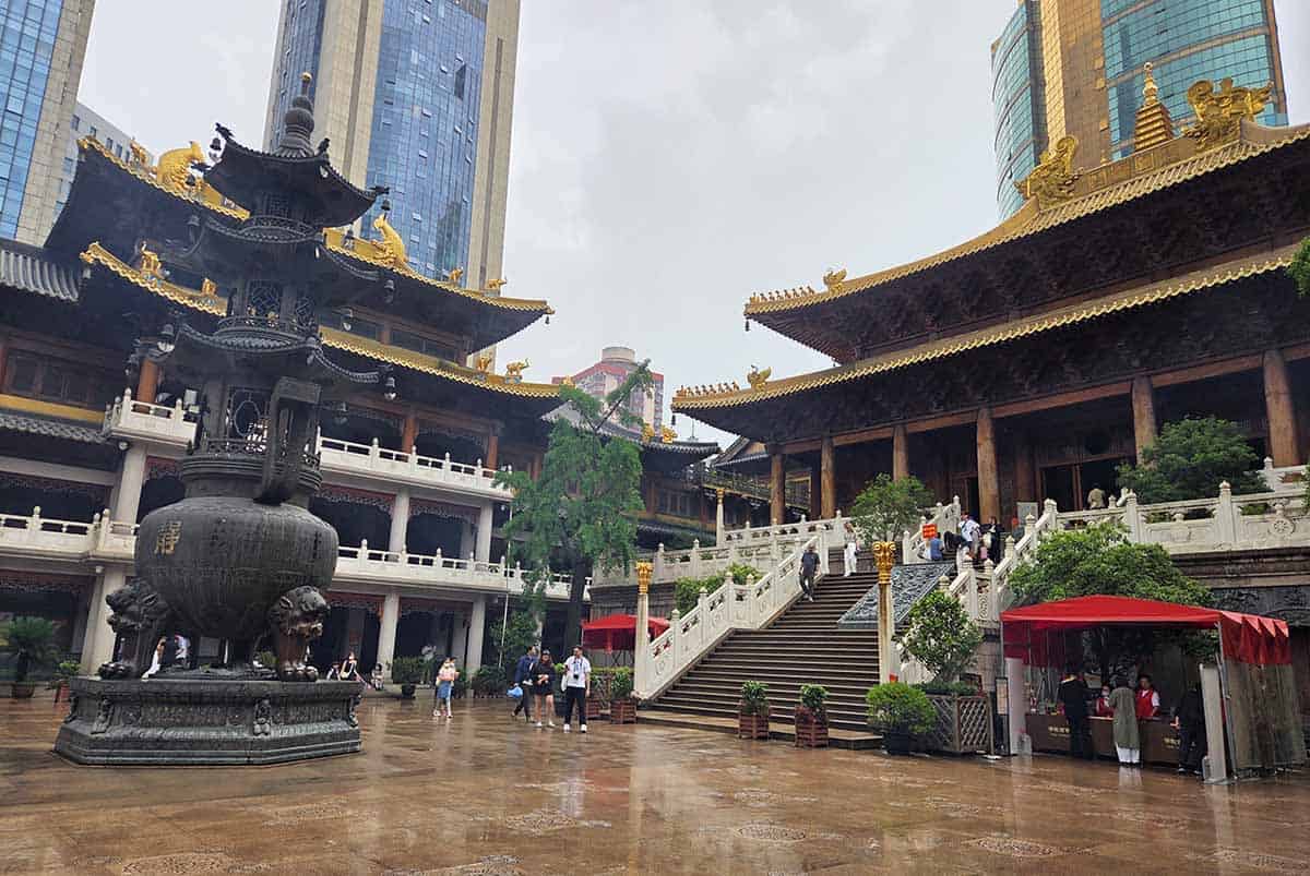 shanghai22 shanghai itinerary - jing'an temple