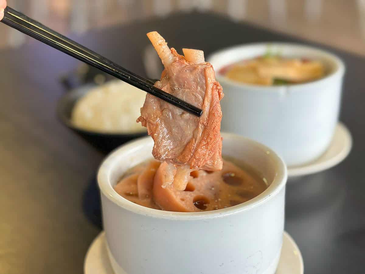 Ah Yi Lao Huo Tang - Lotus Root Peanut Pork Ribs Soup 3