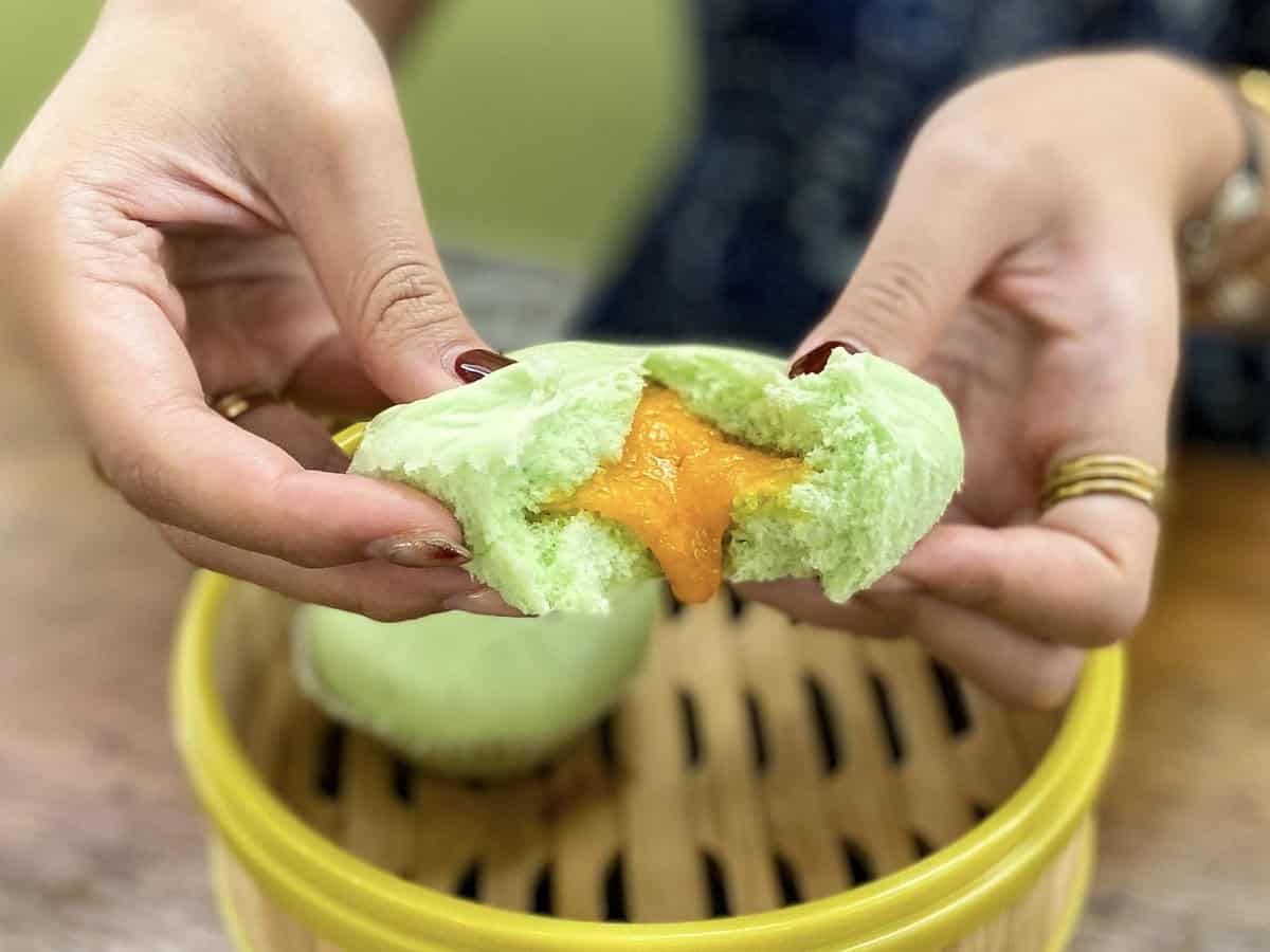 Din Sun Kopitiam - Egg Yolk Filling