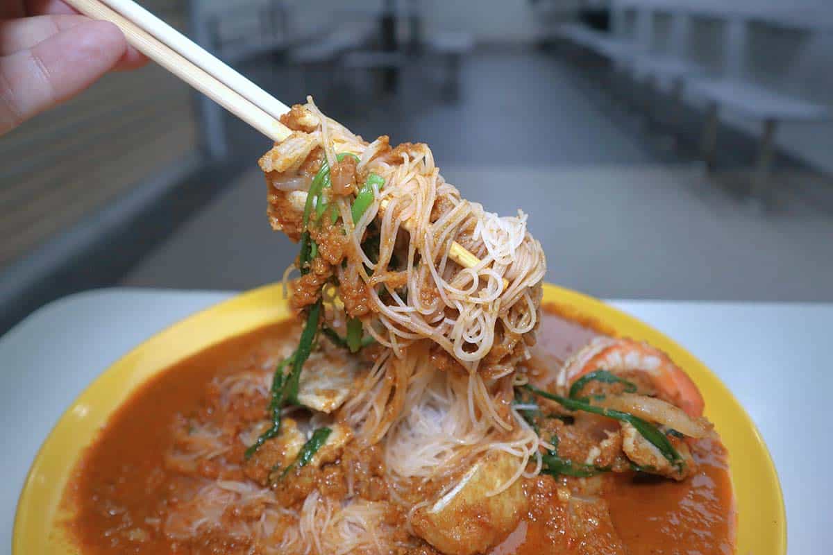 chompchompLF5 chomp chomp food centre guide - satay bee hoon closeup