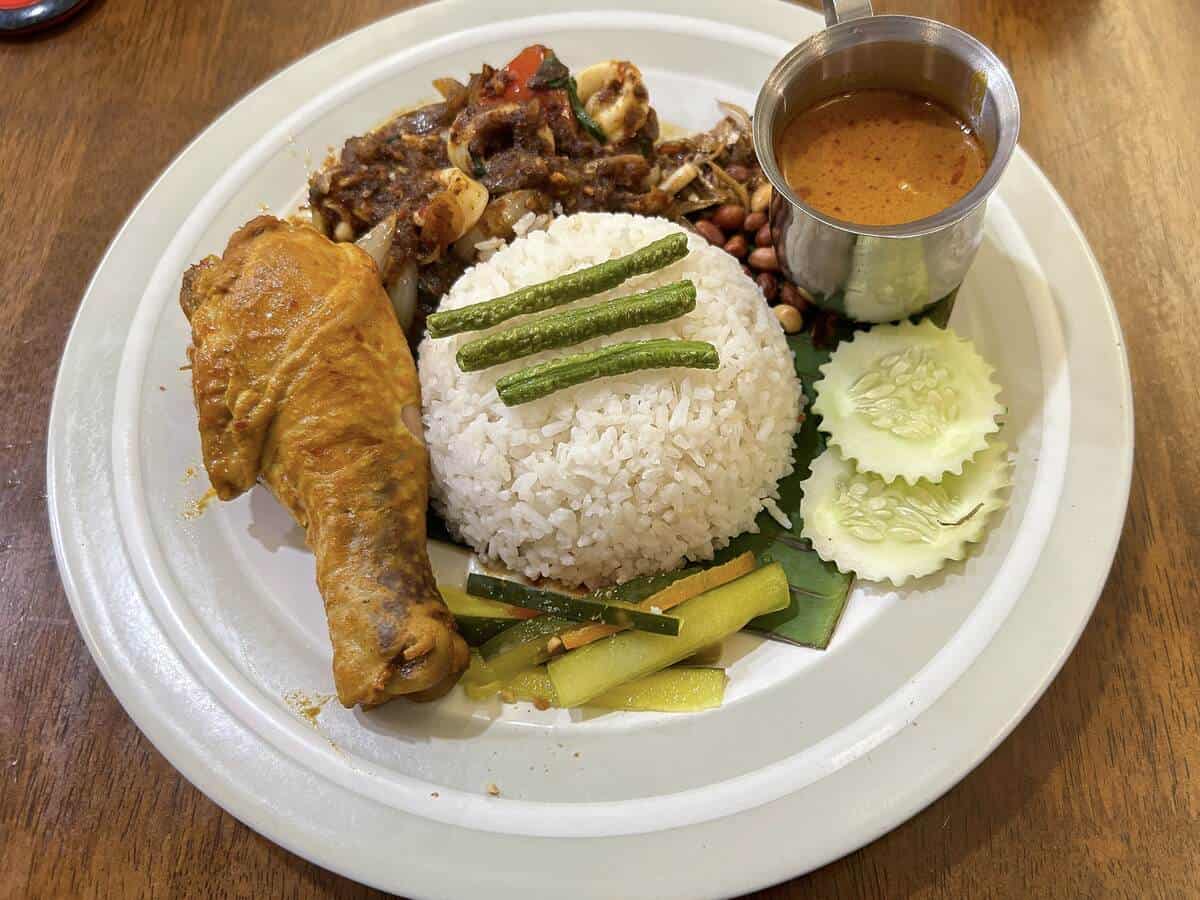 Hock Kee Kopitiam - Nasi Lemak Banjir