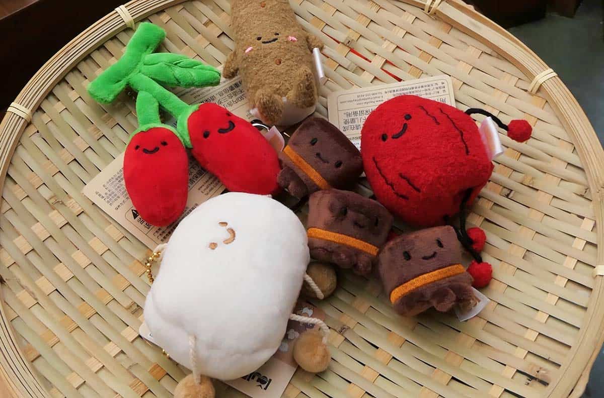 shanghai19 shanghai itinerary - plushies