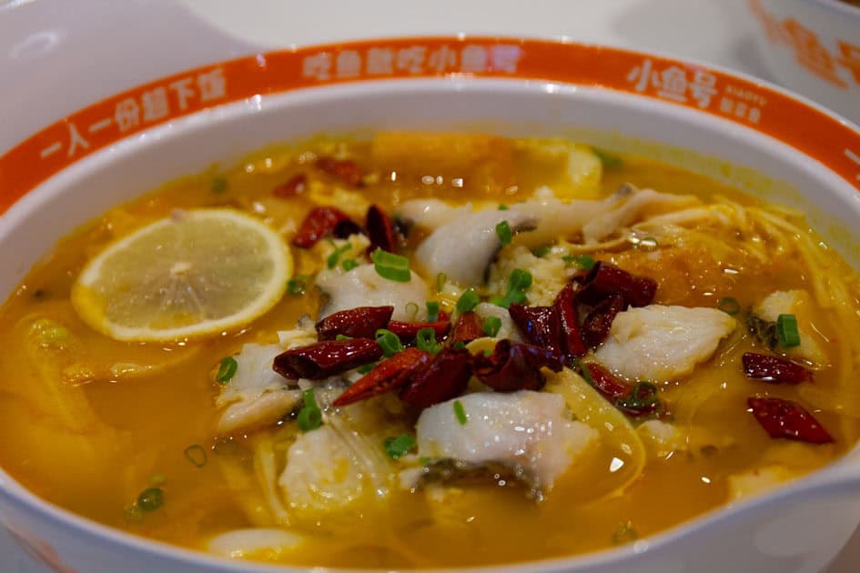 Xiao Yu Hao 6 black fish in spicy lemon broth