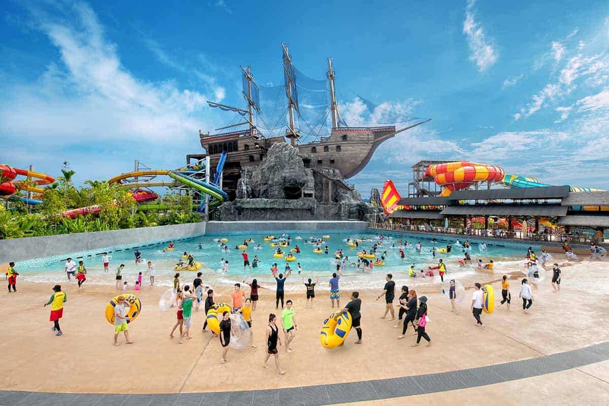 splashmania12 SplashMania - Pirate Ship