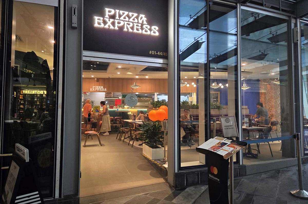 pizza joints - pizzaexpress front