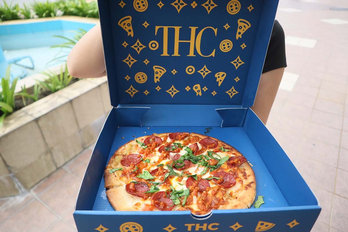 hole in the wall pizza - sambal belado