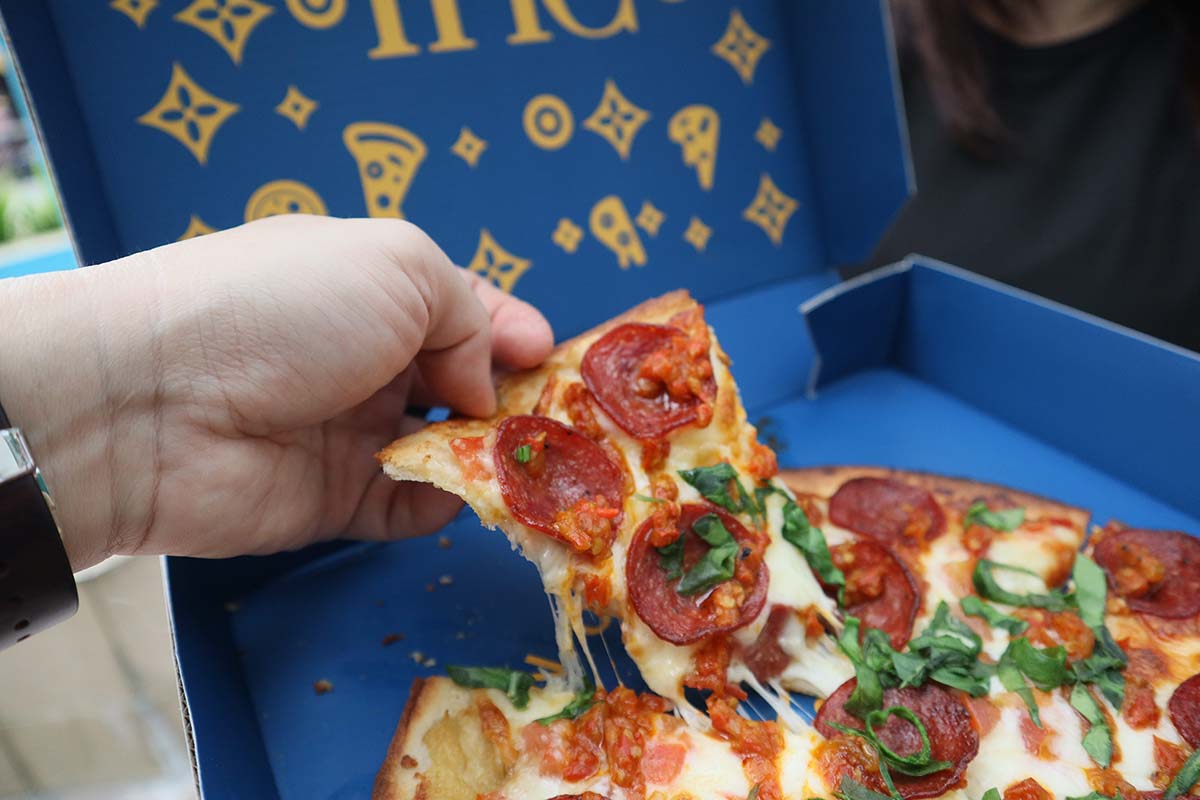 hole in the wall pizza - sambal belado closeup