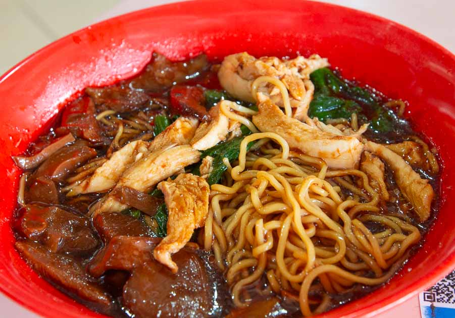 Xing Ji Wanton Mee - Shredded Chicken Noodle