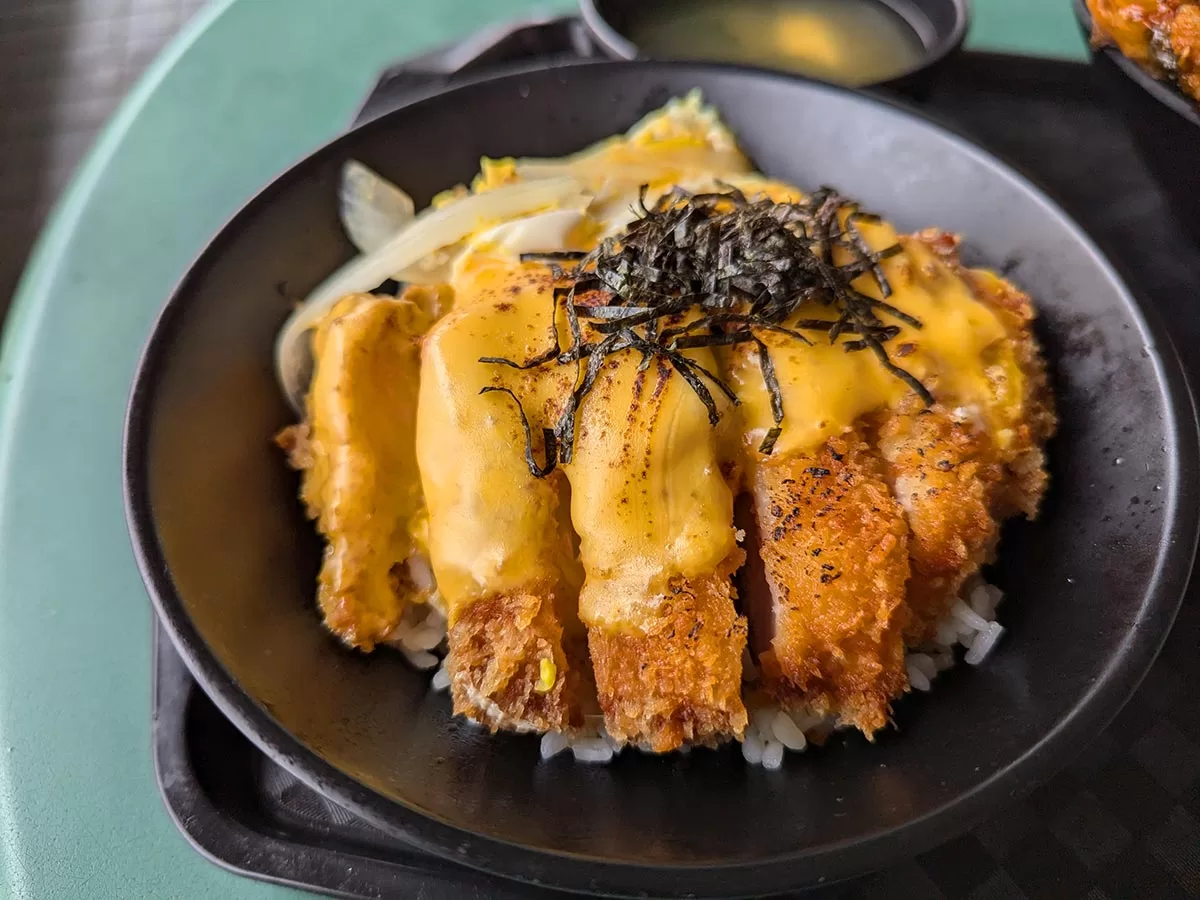 Beauty World Food Centre - jinggho shokudo katsu whole