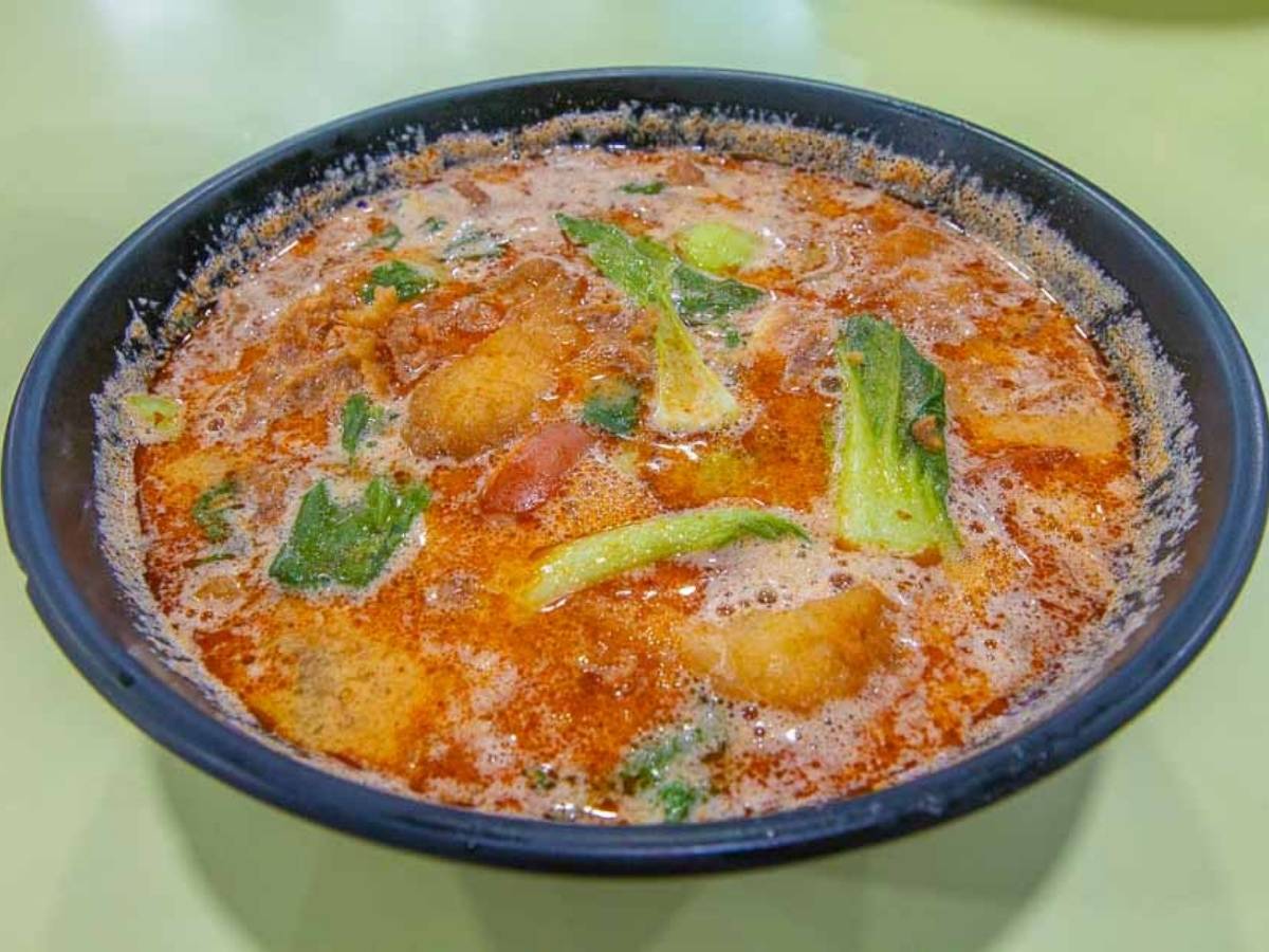 Xin Xin Yong Tau Foo - Tom Yum Fried Fish Soup