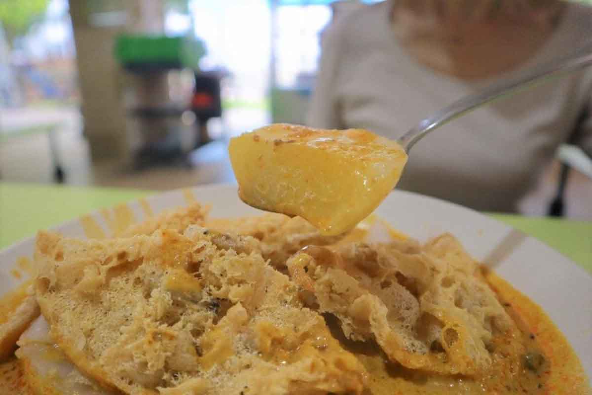 man man chi - curry chwee kueh closeup
