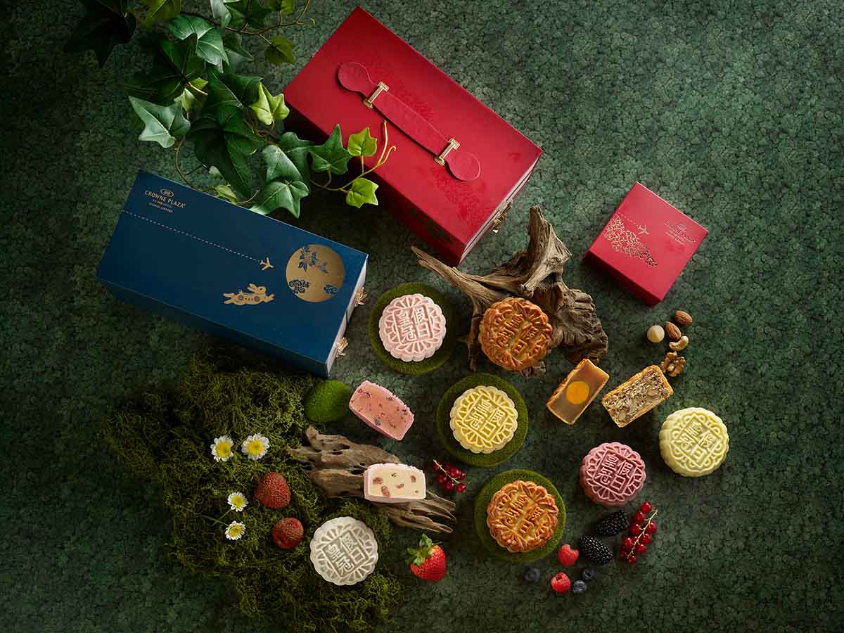 mooncake 2025 - crowne plaza