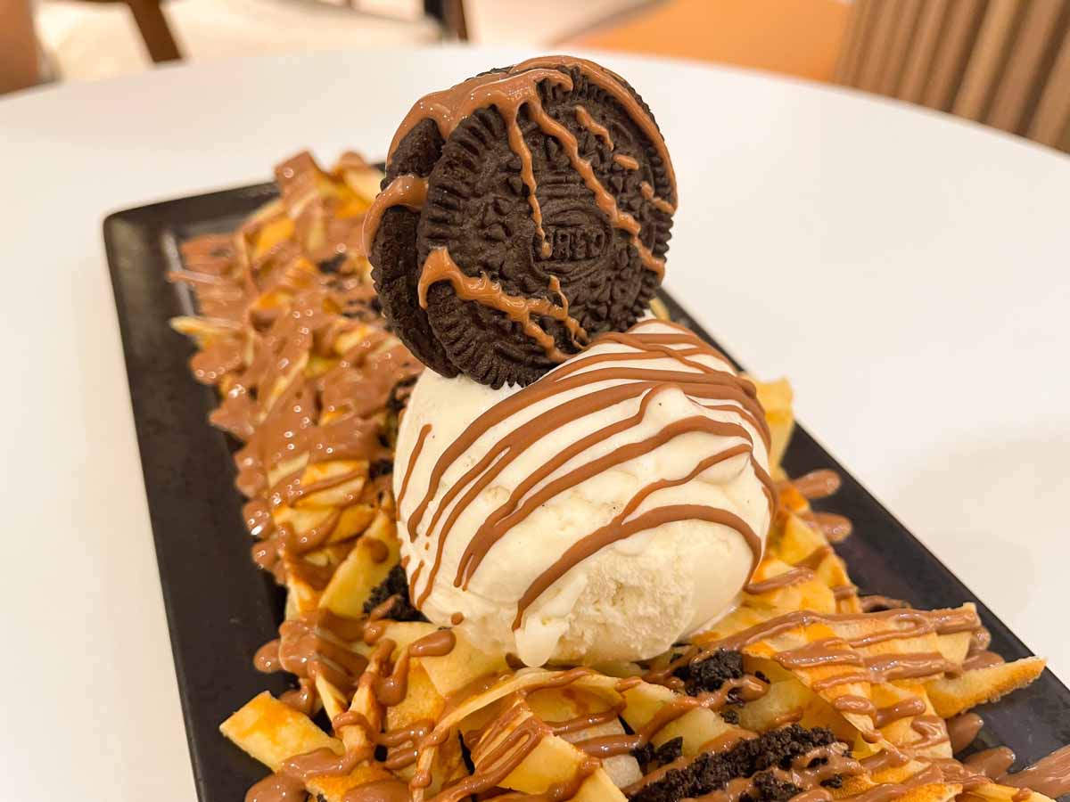 vivocity - dipndip oreo fettuccine crepe