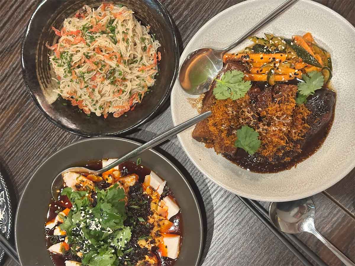 Joo Chiat Food Guide - 808 eating house overview of food