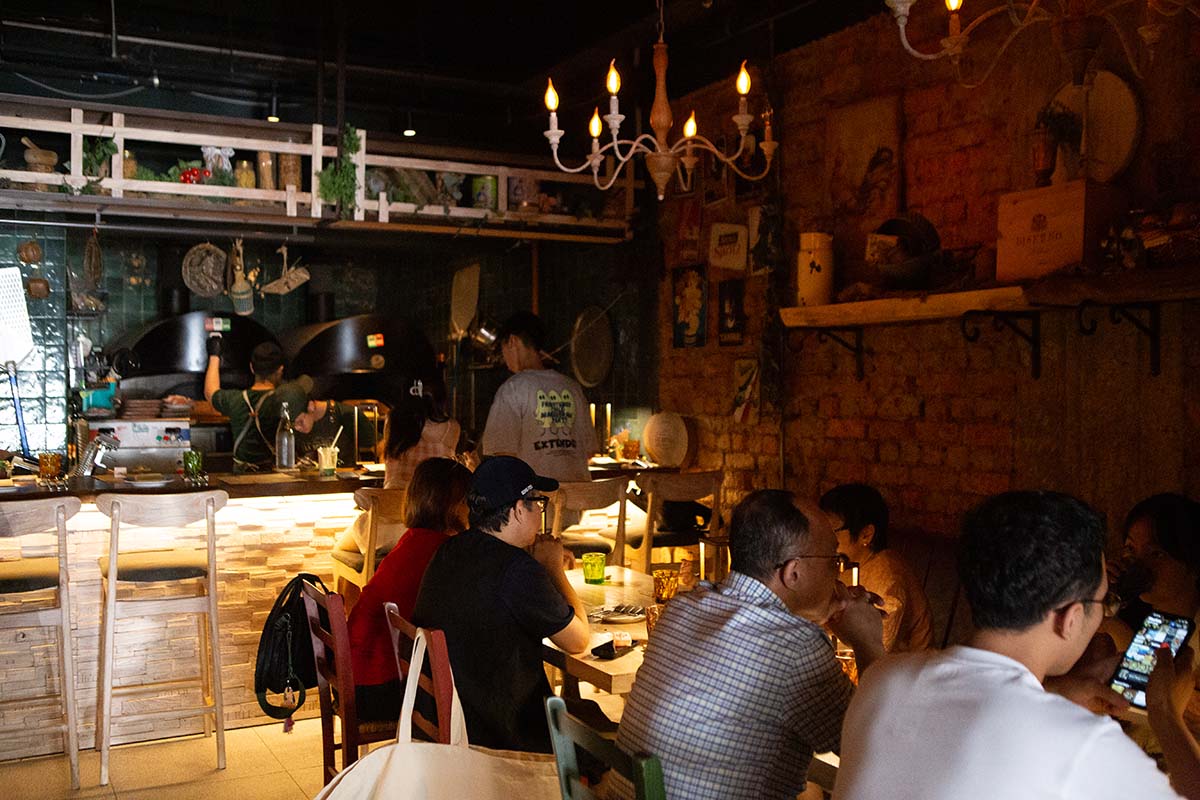Joo Chiat Food Guide - la bottega enoteca ambience