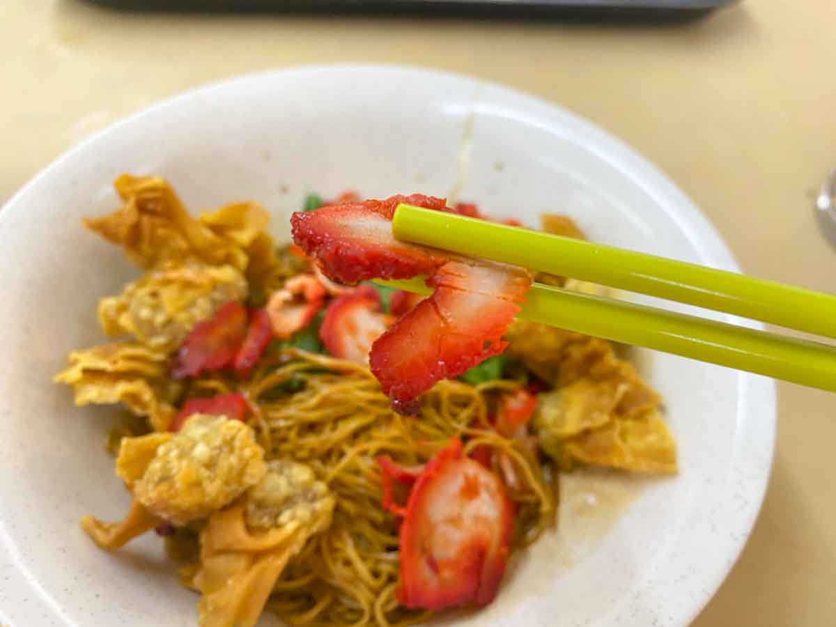 sen gen wanton mee - char siew