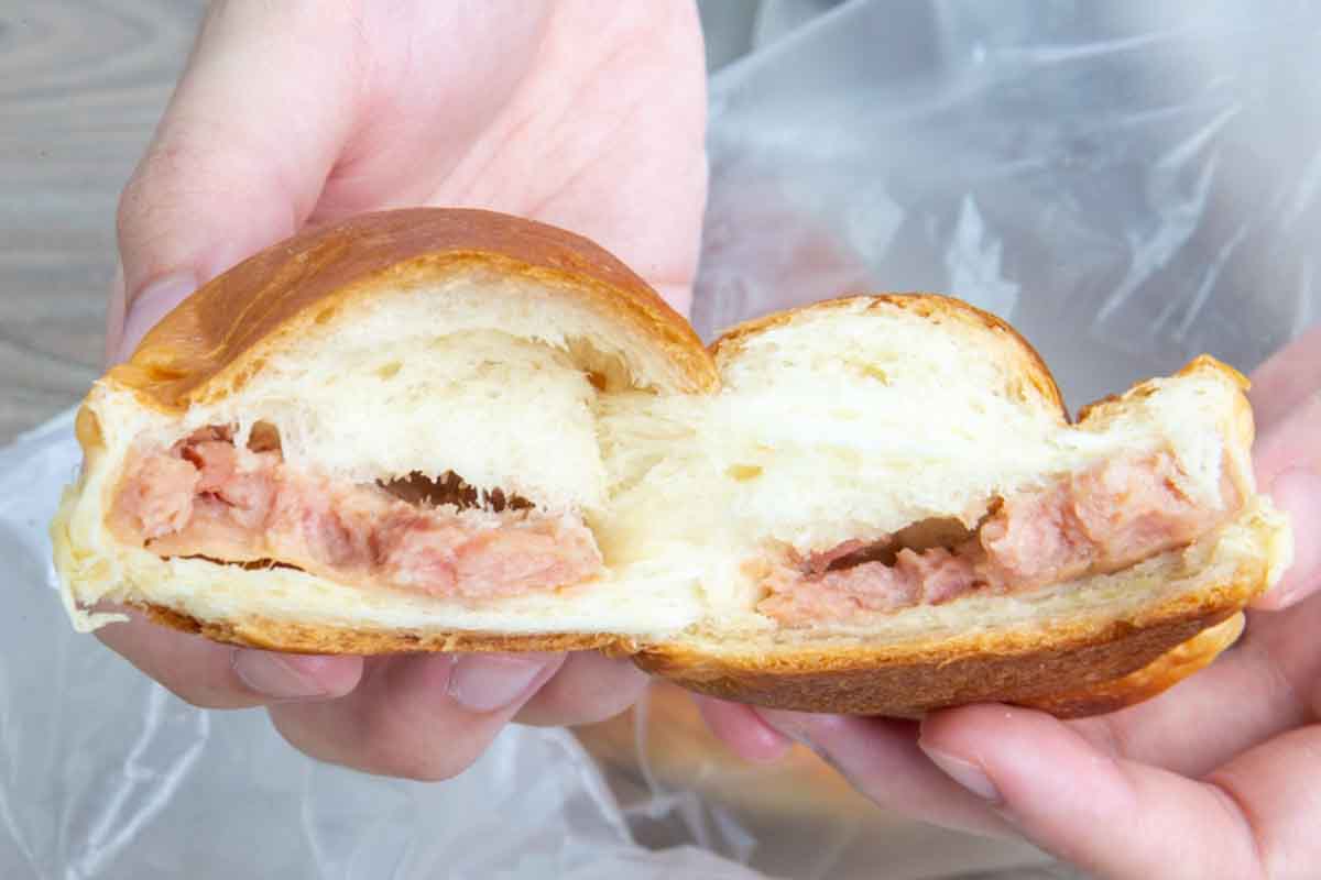 serangoon garden bakery - hamburger