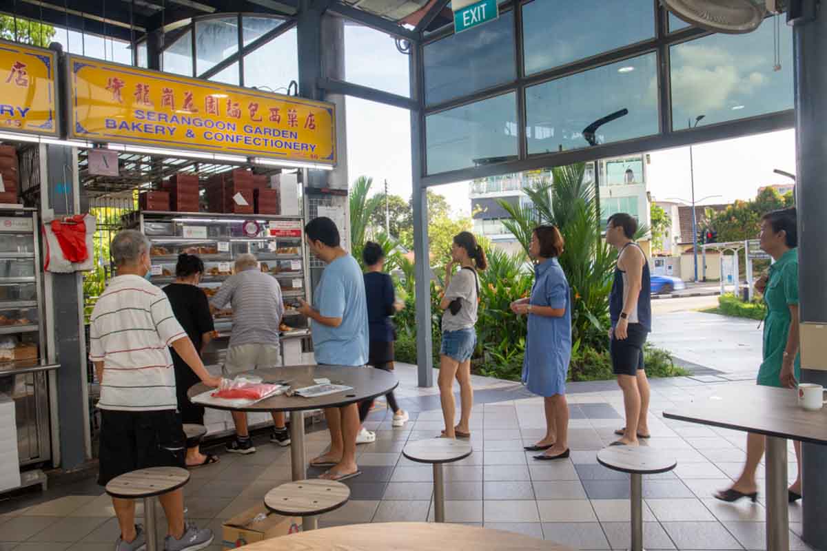 serangoon garden bakery - queue