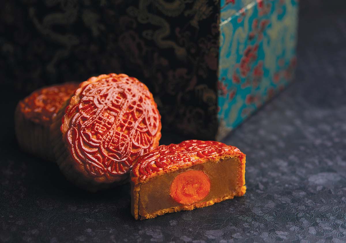 mooncake 2025 - tai chong kok single yolk mooncake