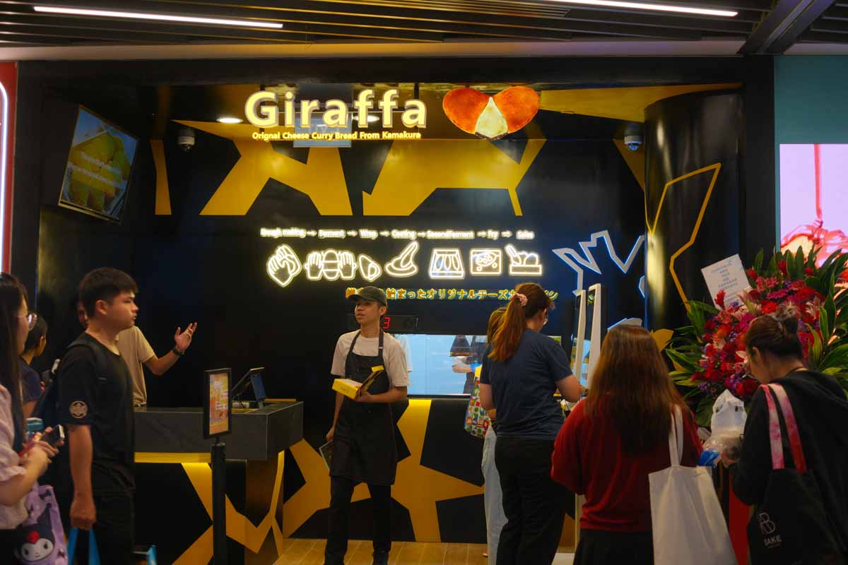 Vivo City revamped Basement 2 - Giraffa store