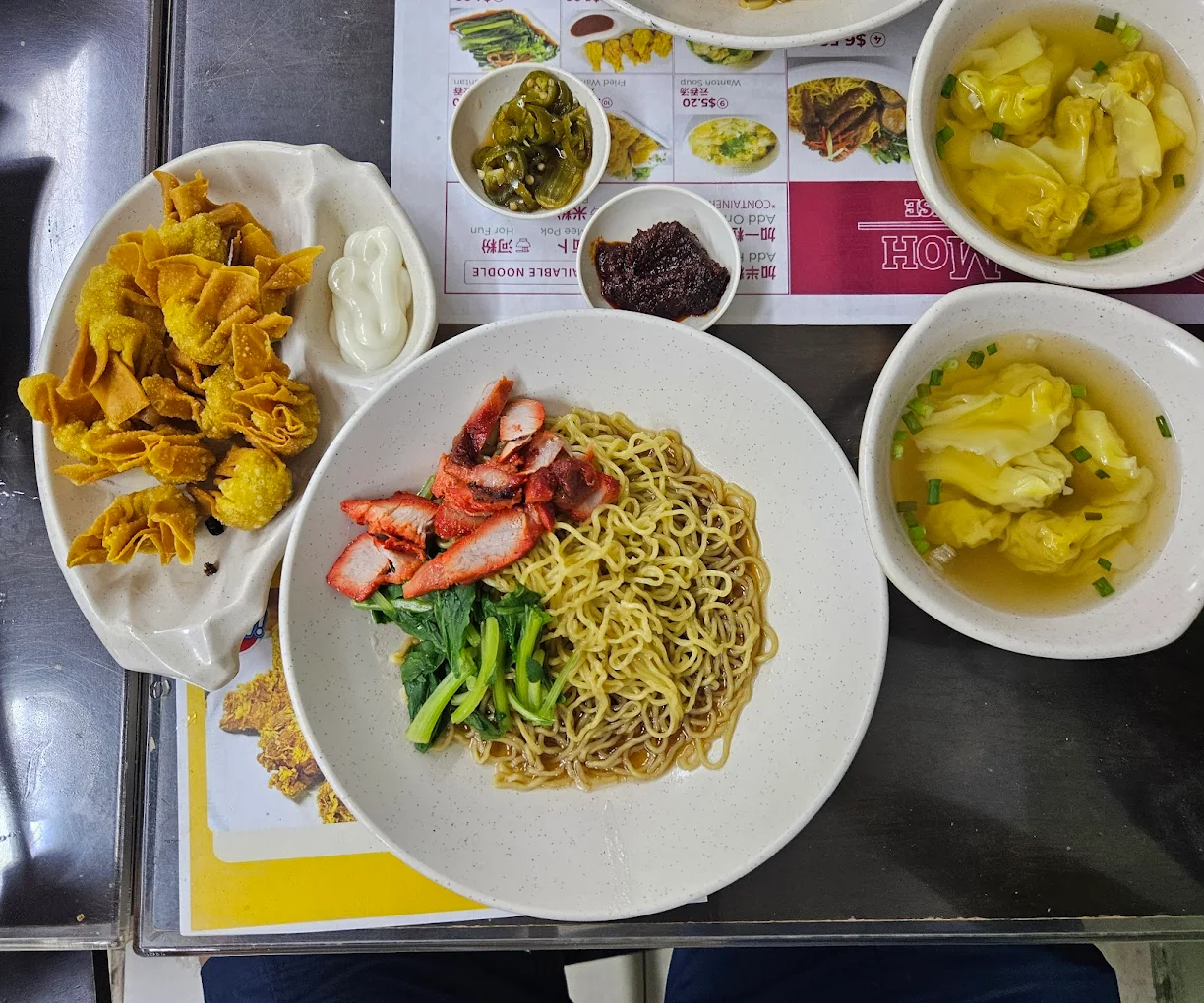 ang moh noodle house - overview