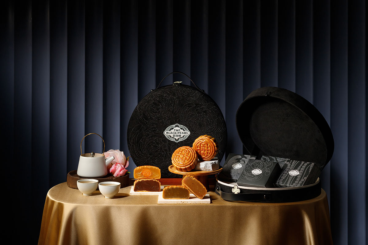 mooncake 2025 - the black pearl signature box