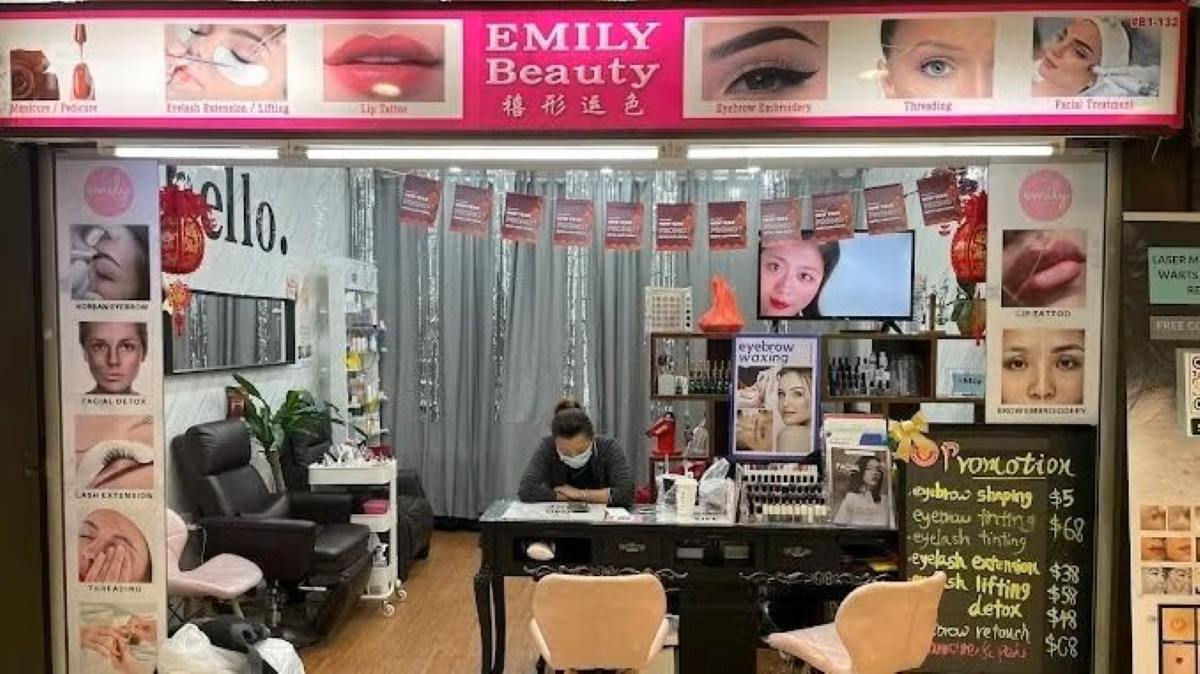 Best Beauty Salon - Emily Beauty Salon
