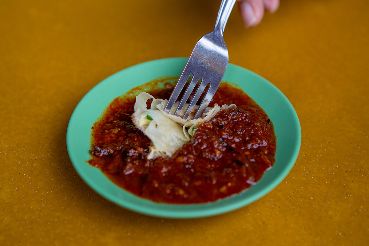 ga-hock roti prata - prata onion egg w/ sambal