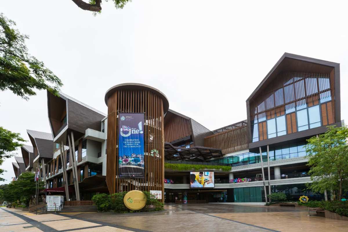 Where to Catch NDP Fireworks - Geylang Serai CC
