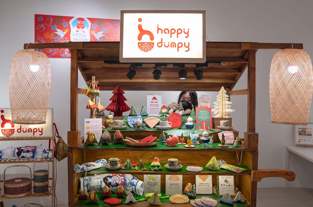 Happy Dumpy - Storefront