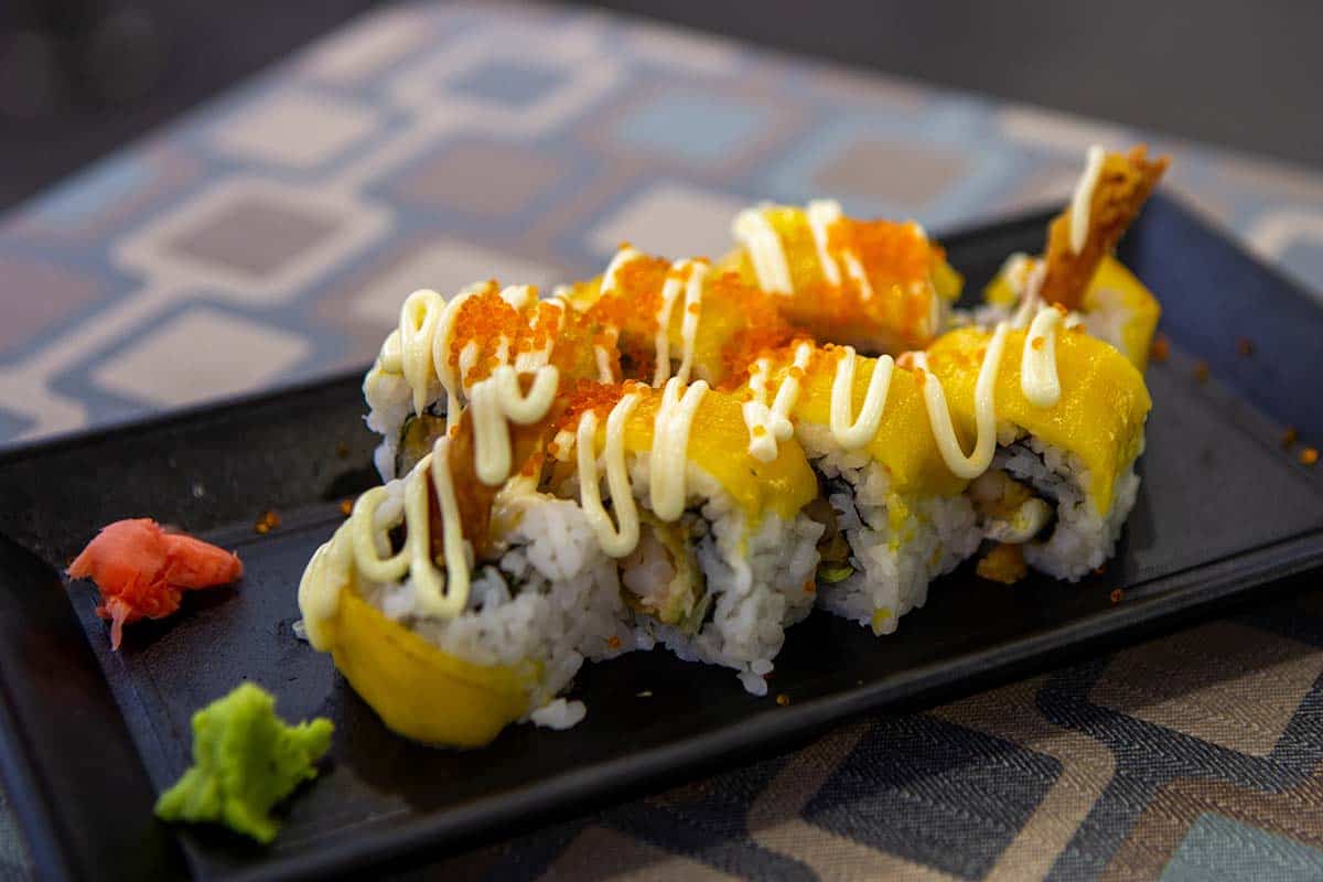 irosho - dragon mango maki