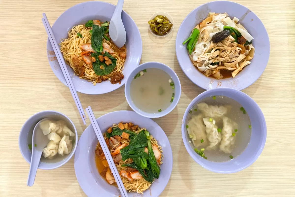 115 bukit merah view food centre guide - yong chun wan ton noodle overview