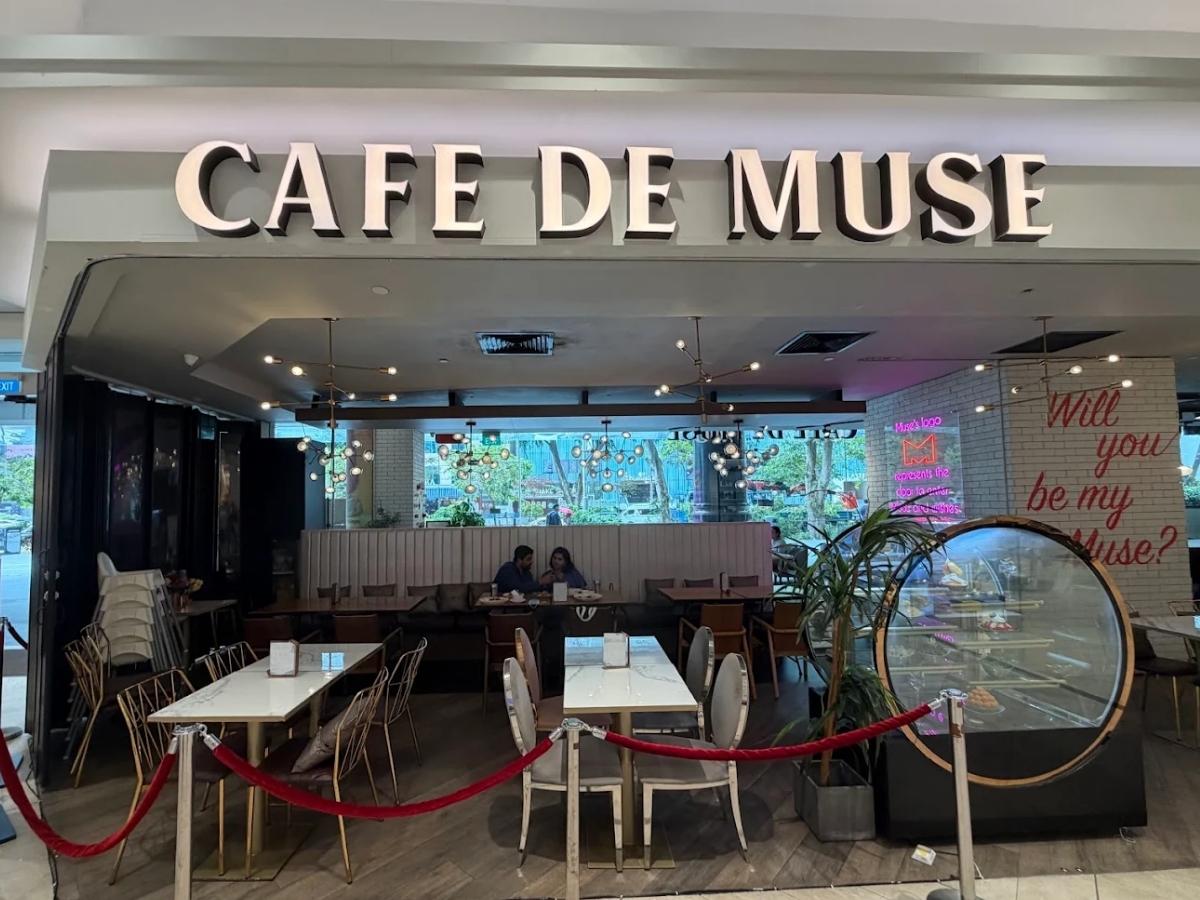 Cafe de Muse - exterior